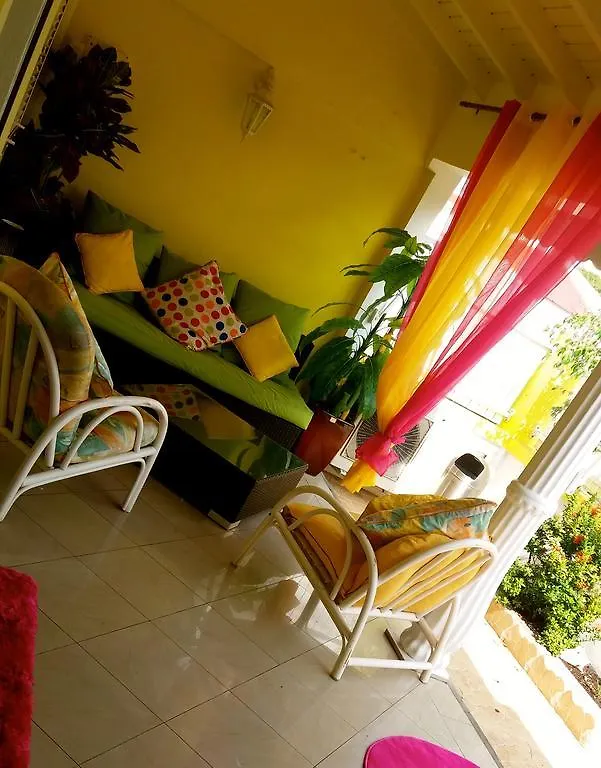 סן-פרנסואה Butterfly Hostel 0*,